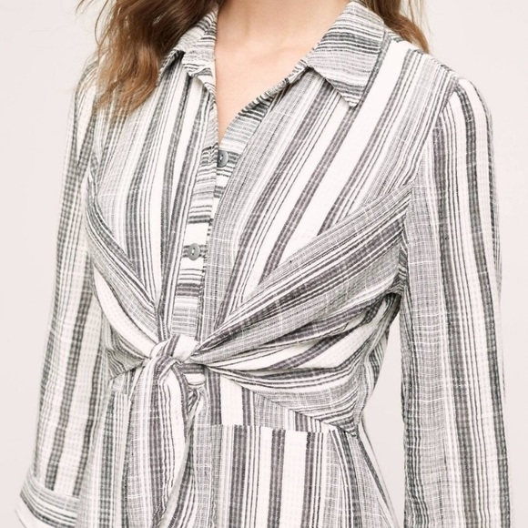 Anthropologie HD in Paris Striped Tie Front dress - Picture 3 of 12